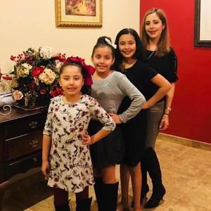 Meet your Posher, Angelica